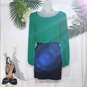 Green long sleeve dress